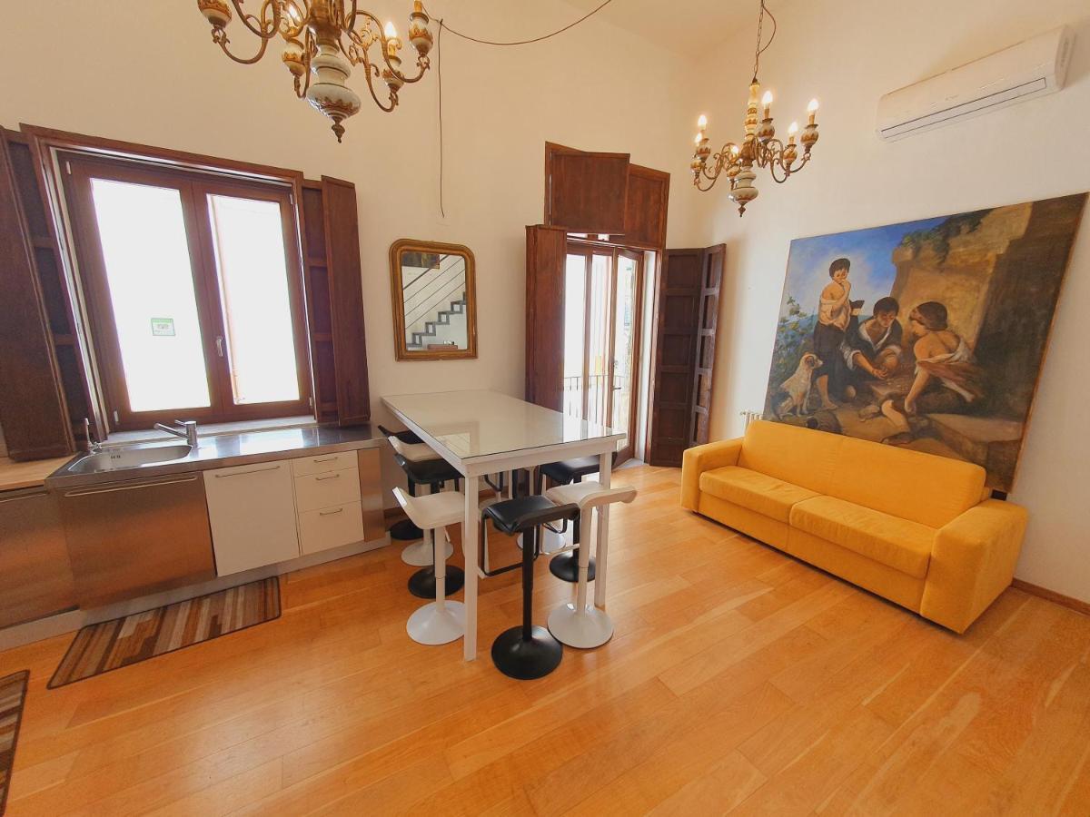 "Guttuso Tribute Suite" Experience Apartment ปาแลร์โม ภายนอก รูปภาพ